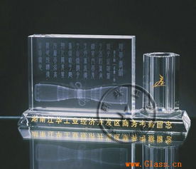 廣州水晶紀(jì)念品廠 專業(yè)定制辦公用品內(nèi)雕紀(jì)念品與化妝品水晶禮品